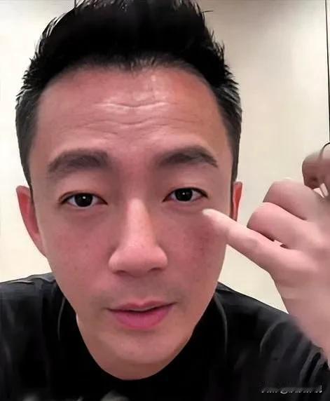 小汪总纠结去不去商学院 放下录取书叹气说公司孩子都离不开人
前两天看直播，小汪总