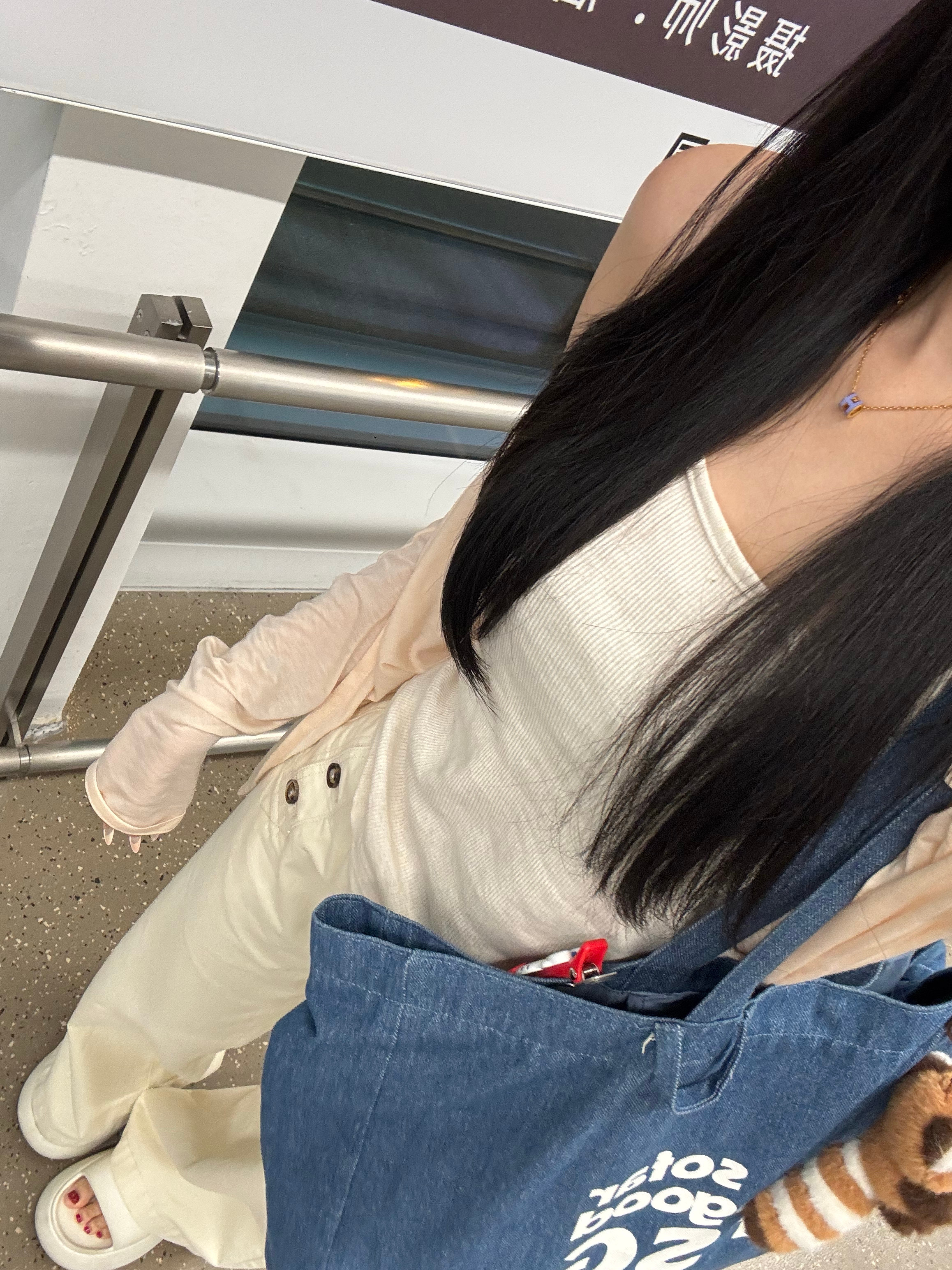 hello ​​​