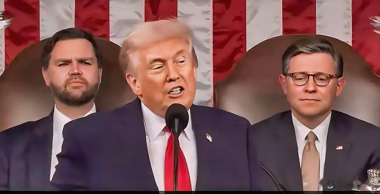 特朗普在:“我上一次在这个大厅发言是12个月前，当时我刚接手一个危机重重的国家，