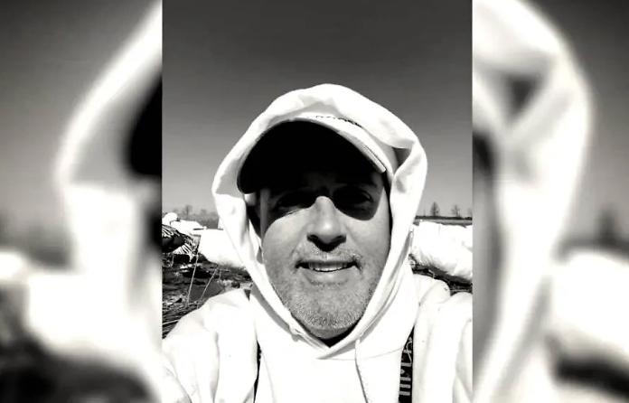 一位来自美国德克萨斯州的 52 岁亿万富翁阿舍·沃特金斯（Asher Watki