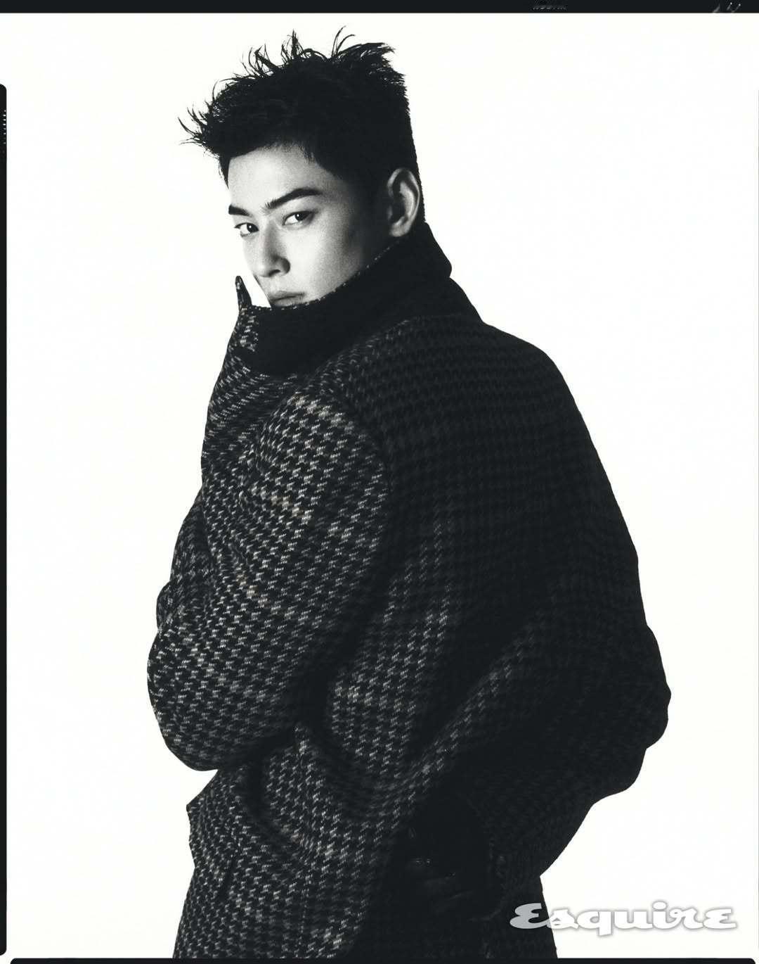 车银优  Esquire Korea  September  2025 YSL 