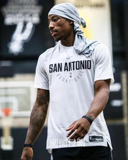 德罗赞真的打不了高端局

掘金对国王的一场比赛，双方纠缠到最后一刻才分出胜负，国