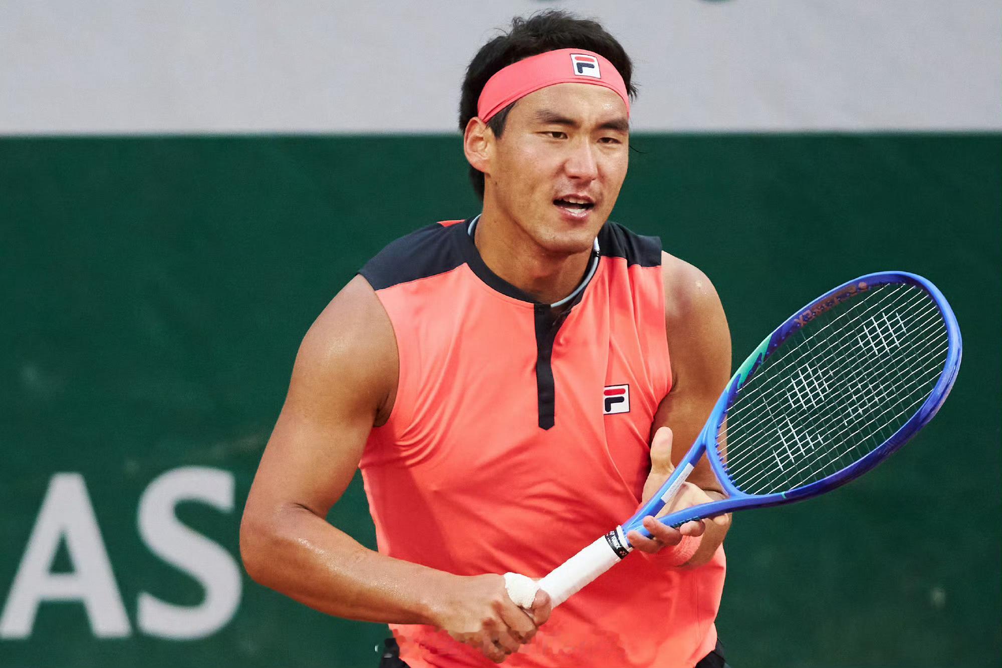 ATP首尔挑战赛男单首轮，2号种子布云朝克特仅耗时54分钟以6-1/6-0横扫本