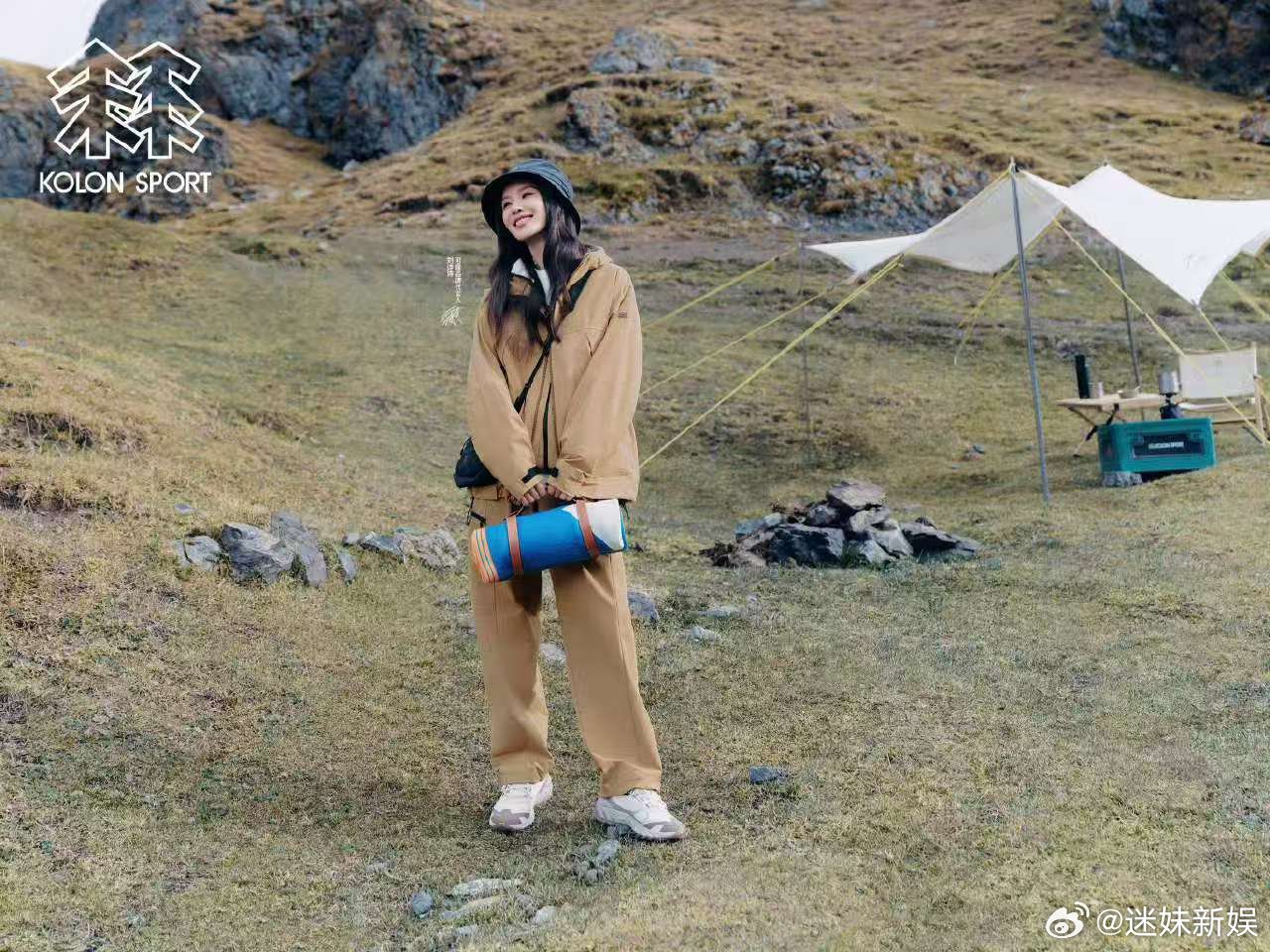 刘诗诗在线支招刘诗诗三合一冲锋衣刘诗诗在线支招，三合一冲锋衣， 