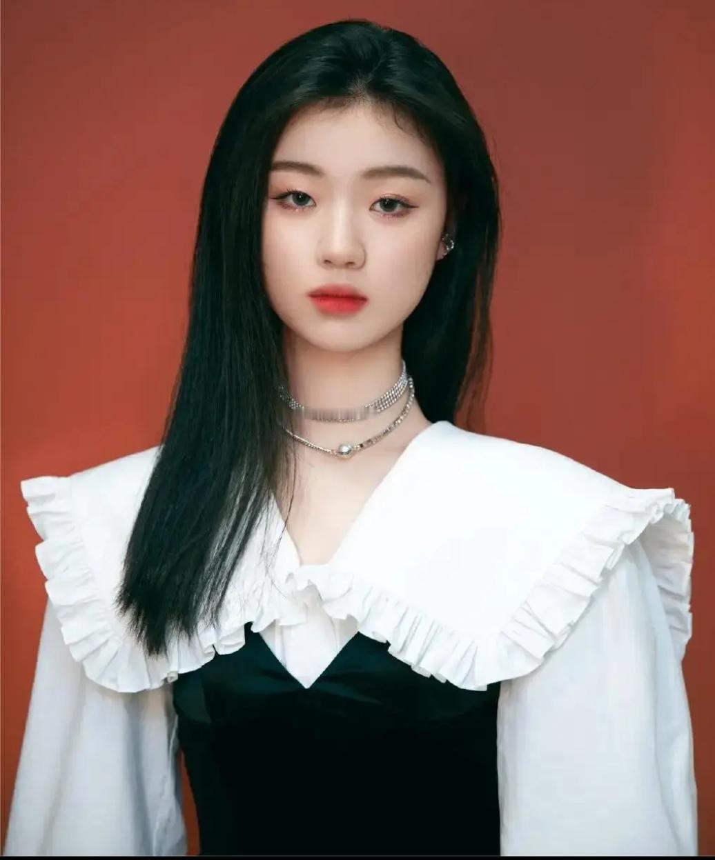 摊牌了！单依纯公开承认身体隐疾，她给所有成年人提了个醒娱乐 明星