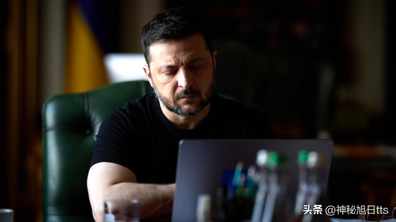 泽连斯基下令做好将战争再延续三年的准备

乌克兰总统泽连斯基已指示最高拉达“人民