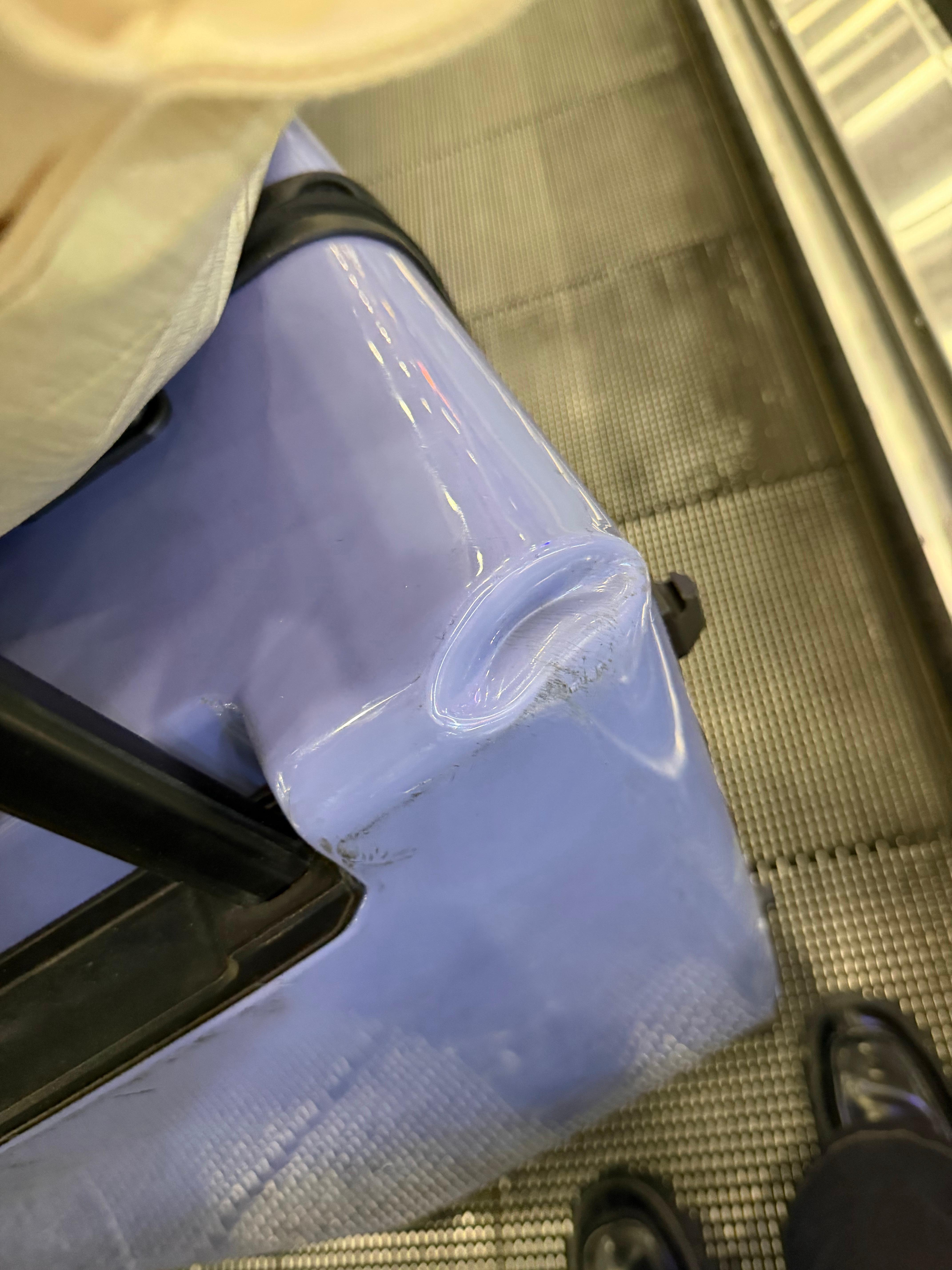 非常诧异。从库尔勒飞北京的中国国航竟然能暴力成这样？？？？这是使了多大的力气