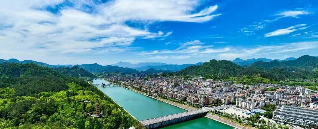 【省级名单，临安上榜！】近日，省级美丽河湖建设与保护名单出炉，临安昌化溪光荣上榜