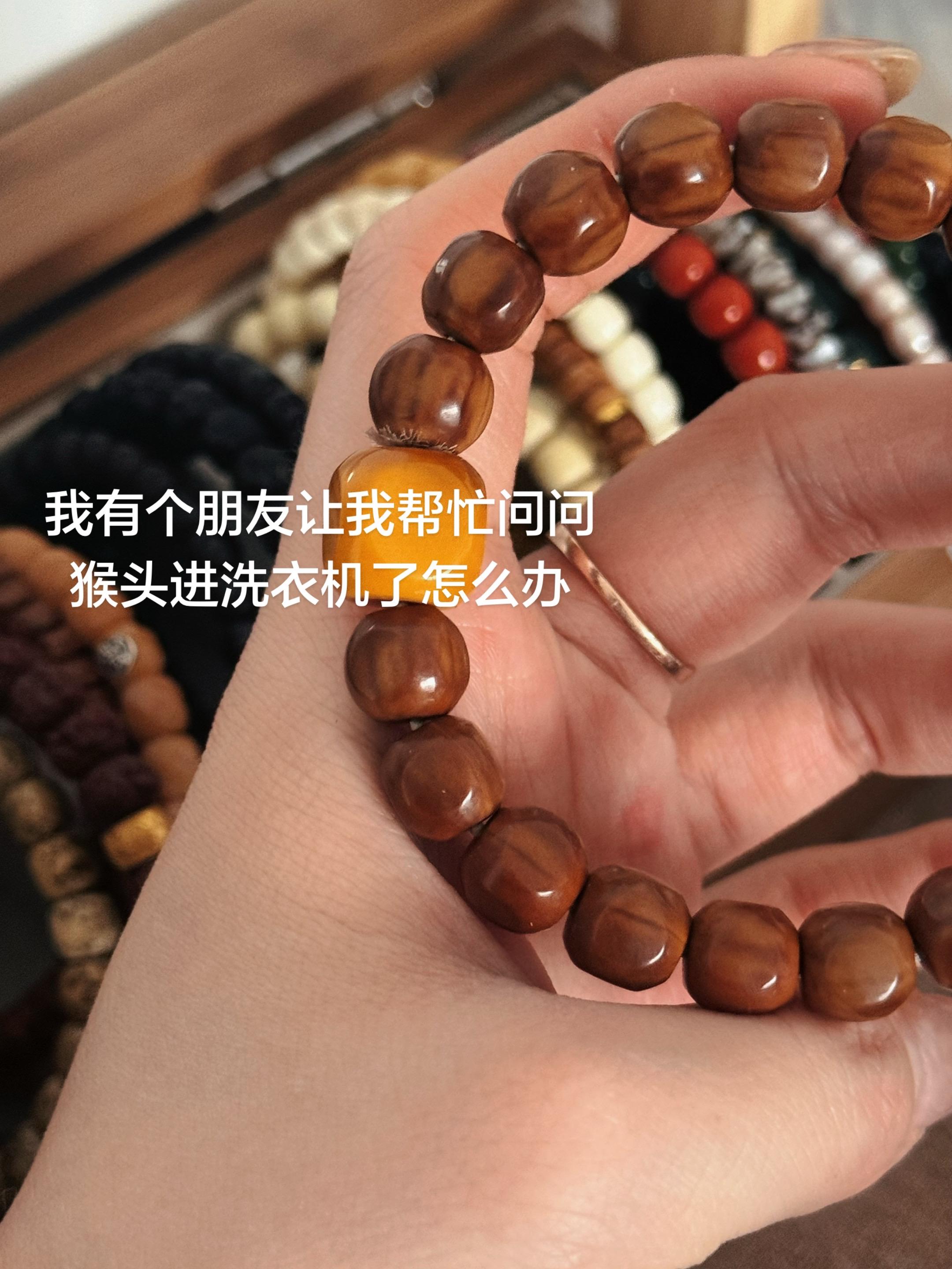 猴头进洗衣机了怎么办！！！我有个朋友让我帮忙问问