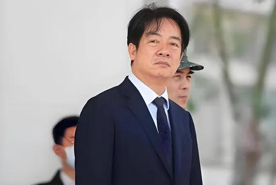 赖清德光复节躲着发声明！新加坡甩“一个中国”，他的“去中”旧账被翻出！

10月