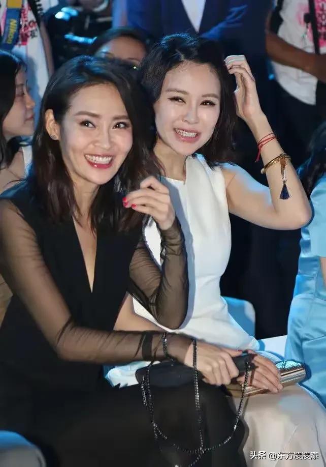 于明加和关悦就像“双胞胎”姐妹，简直不能太像！
每次看到她们演的电视剧总是搞混，