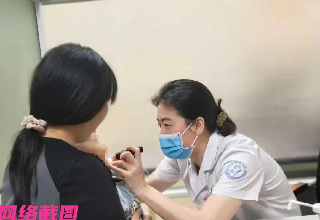 湖北襄阳有七岁姐姐，晚上睡觉时听闻自己五岁弟弟，怎么还在不断发出低沉嘶哑的声音，