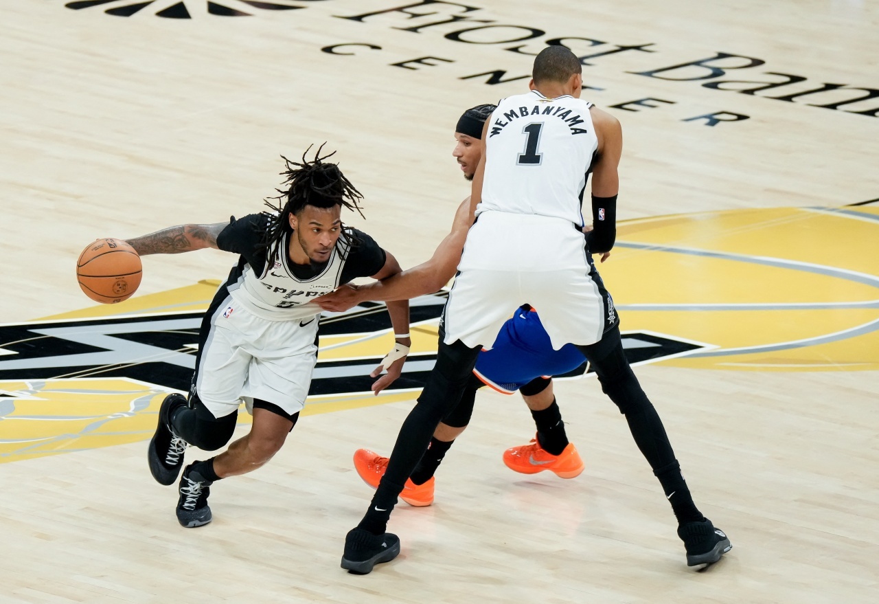 🔥卡斯尔训练师：他是NBA最好的外线球员 休赛期进行了投篮训练今天，卡斯尔的训