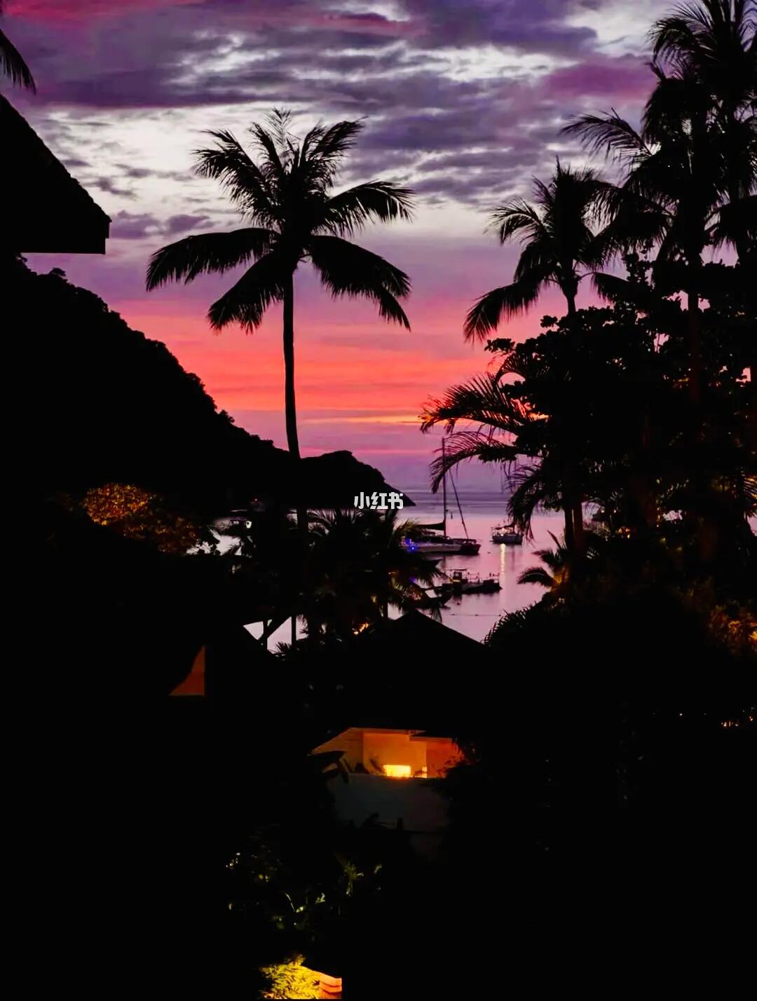 普吉岛傍晚的浪漫色彩