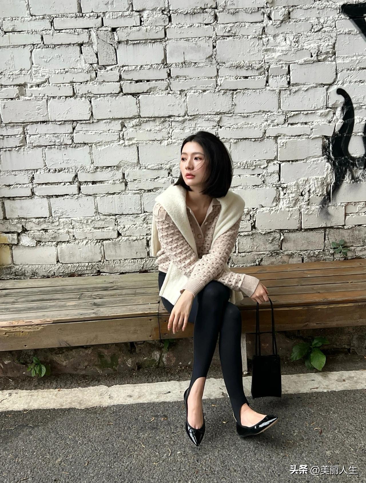 我们生在一个非常焦虑的时代
有人的地方就有江湖
有江湖的地方就一定有是非