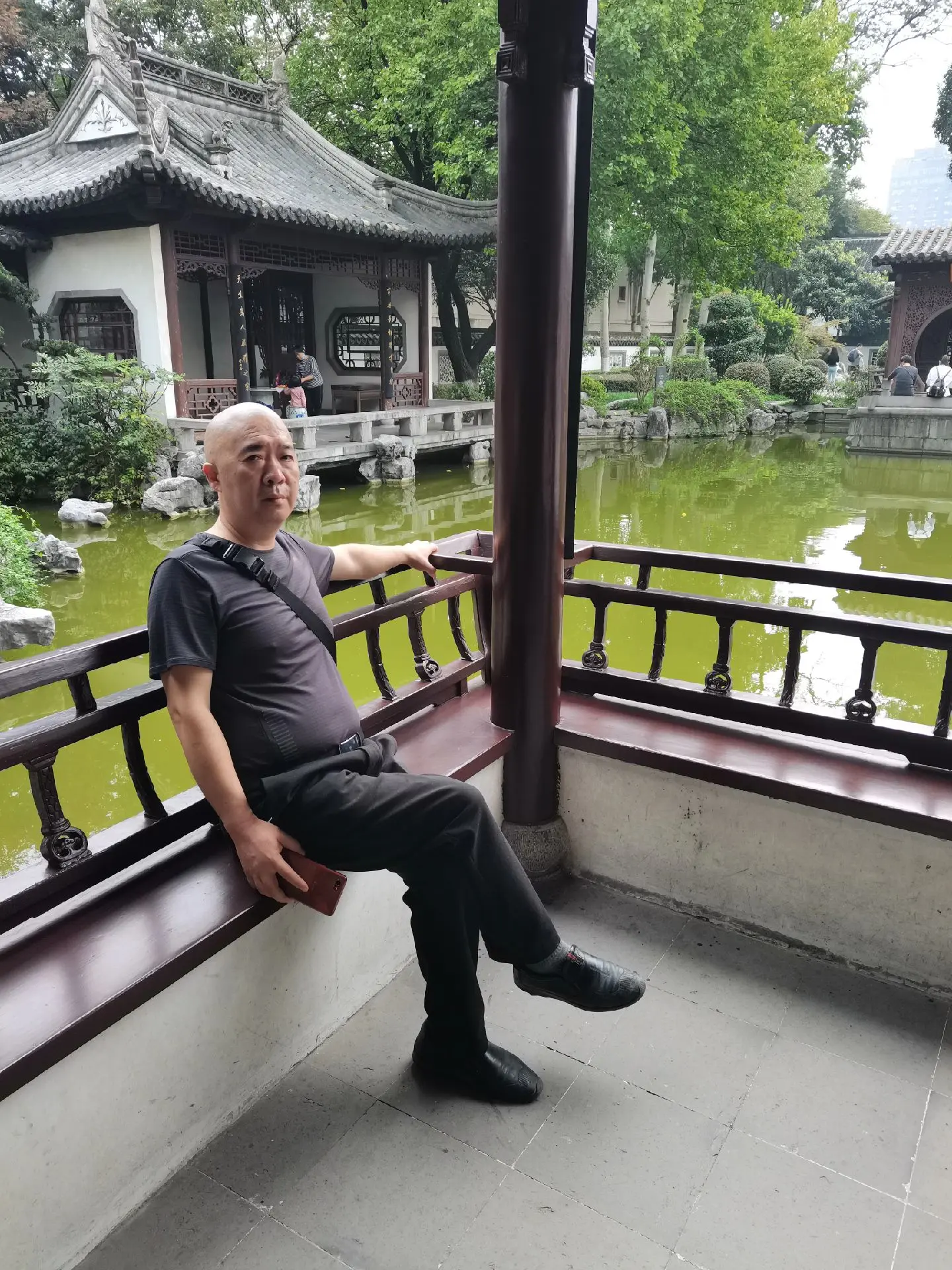 静心看世界 深情老男人