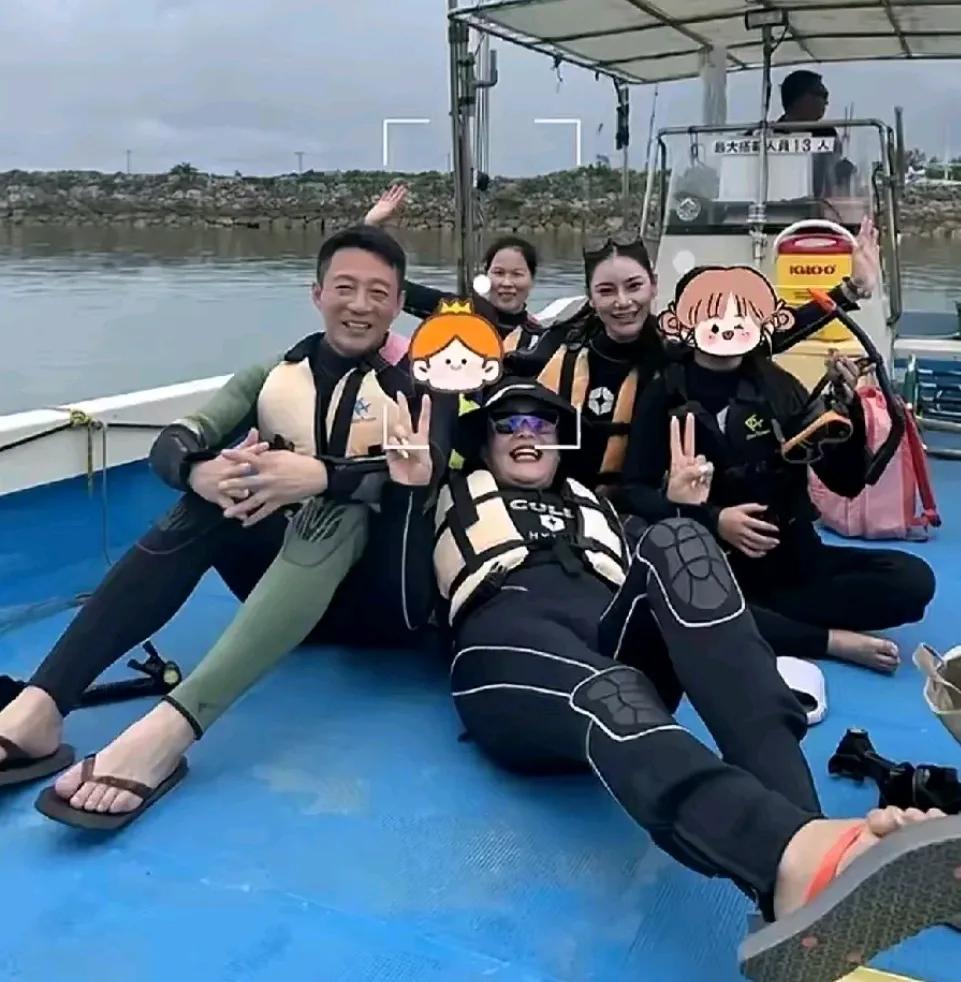 张兰汪小菲一家日本度假玩嗨了
又是坐游艇，又是去海洋馆，又是看大海
各种玩，各种