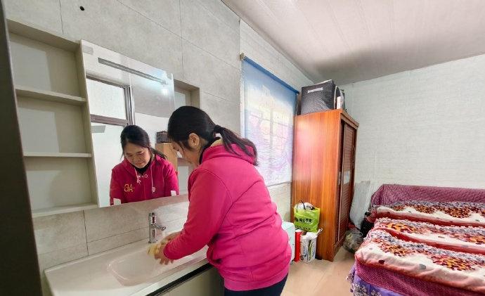 【余姚梦想小屋为困境儿童点亮温暖新家 】近日，余姚“暖暖的新家·梦想小屋”项目完