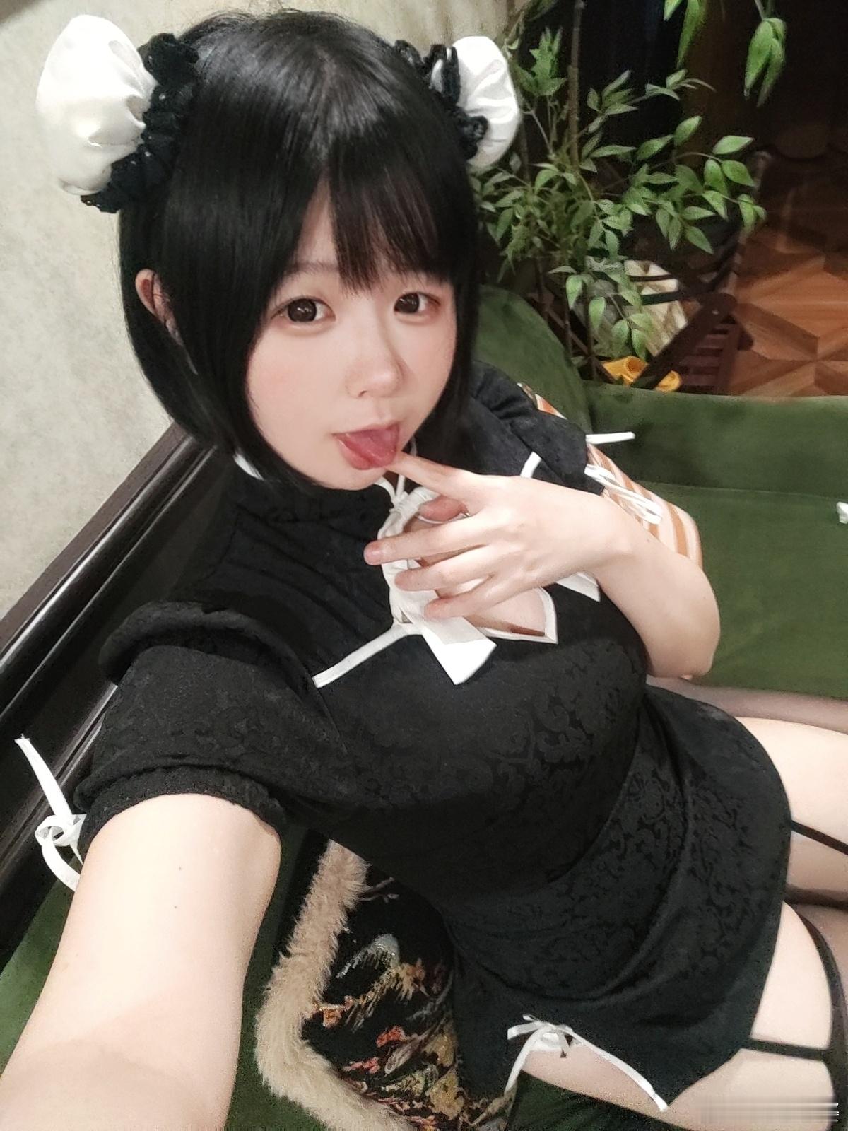 晚上好 🤍🖤🐼 