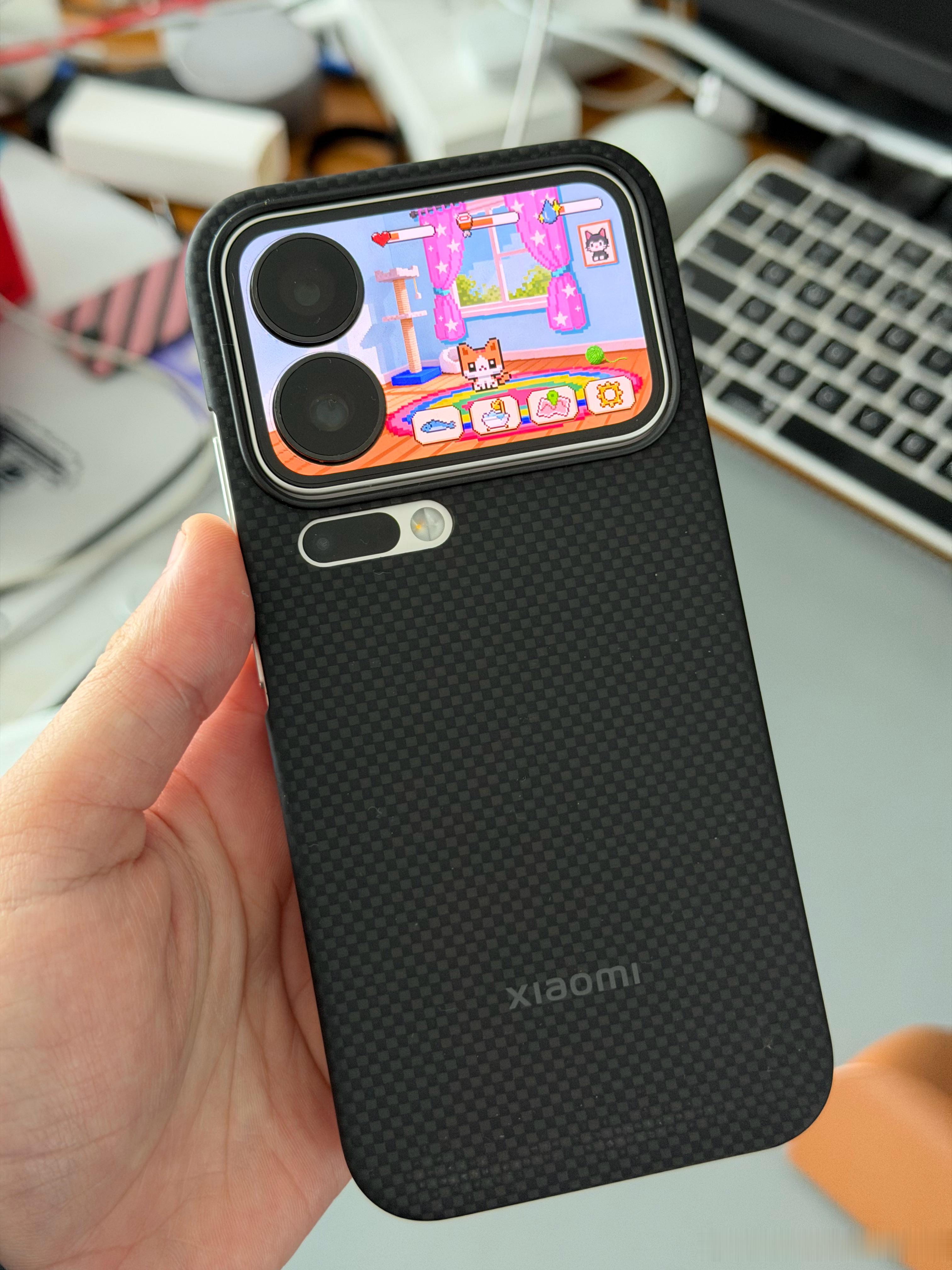 差点忘了给我的电子宠物喂食和洗澡了小米17Pro/Max这个背屏一直在更新，整挺