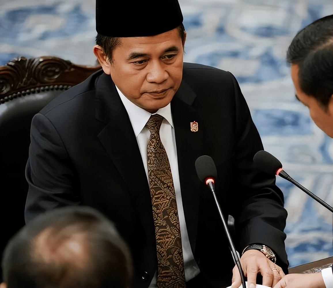 印尼想学伊朗征收海峡过路费，刚一开口就被邻国联手秒拒，48小时内从大胆提议到公开