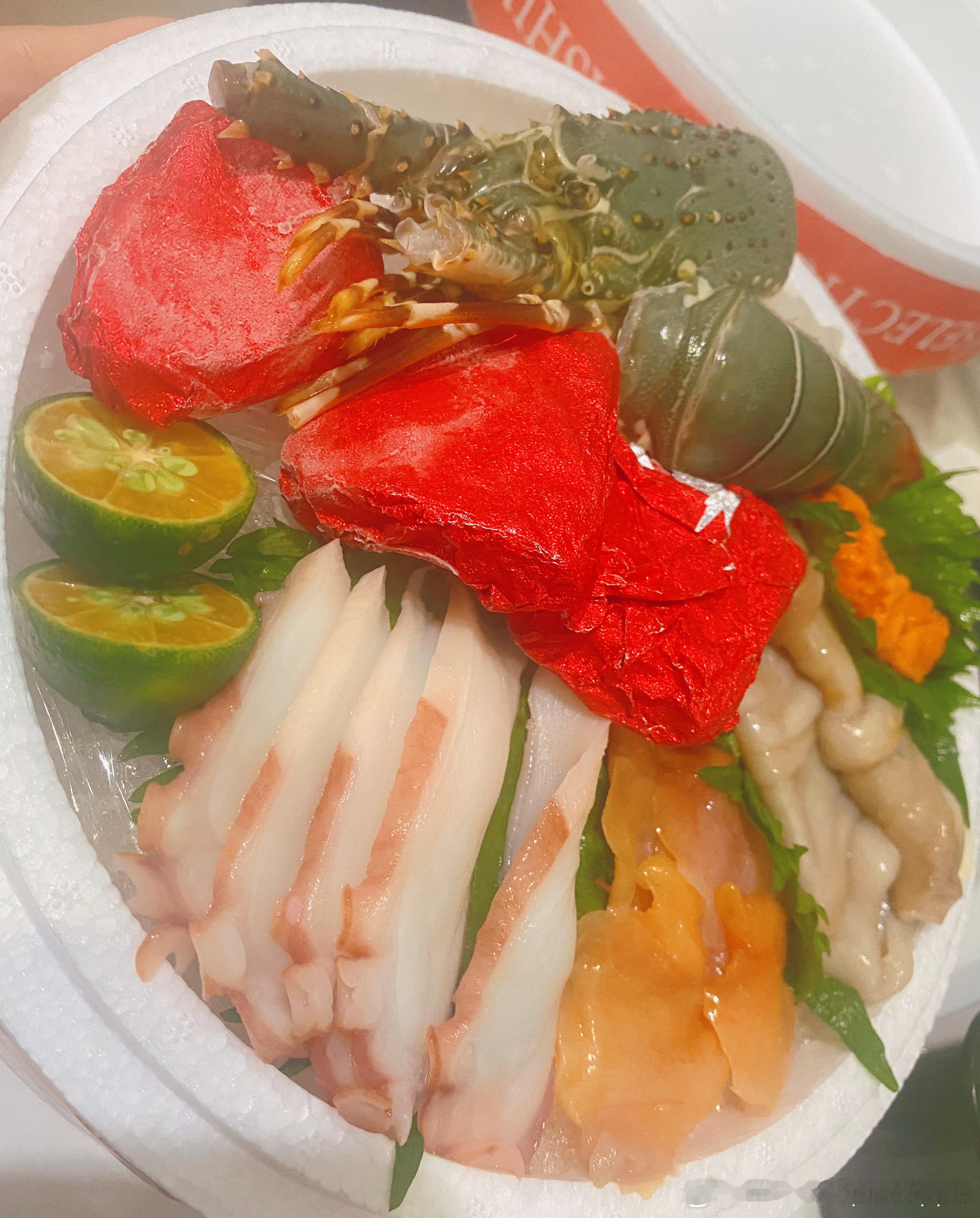 周日懒宅恰个刺身拼盘🐠#我的美食日记##每日一餐分享# ​​​