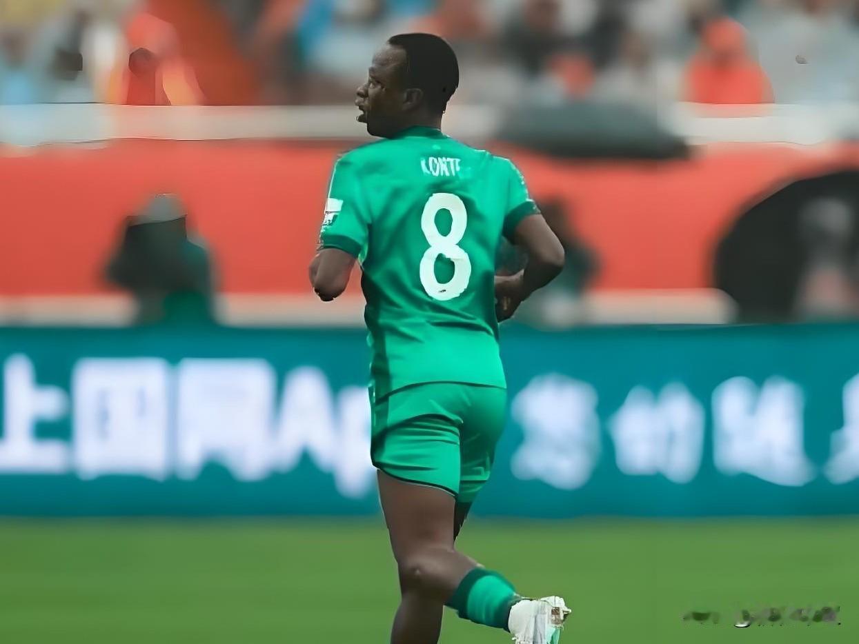 能否止住连续的低迷？
这是当前国安球迷最大困惑。
在已经兵发云南高原时，
他们最