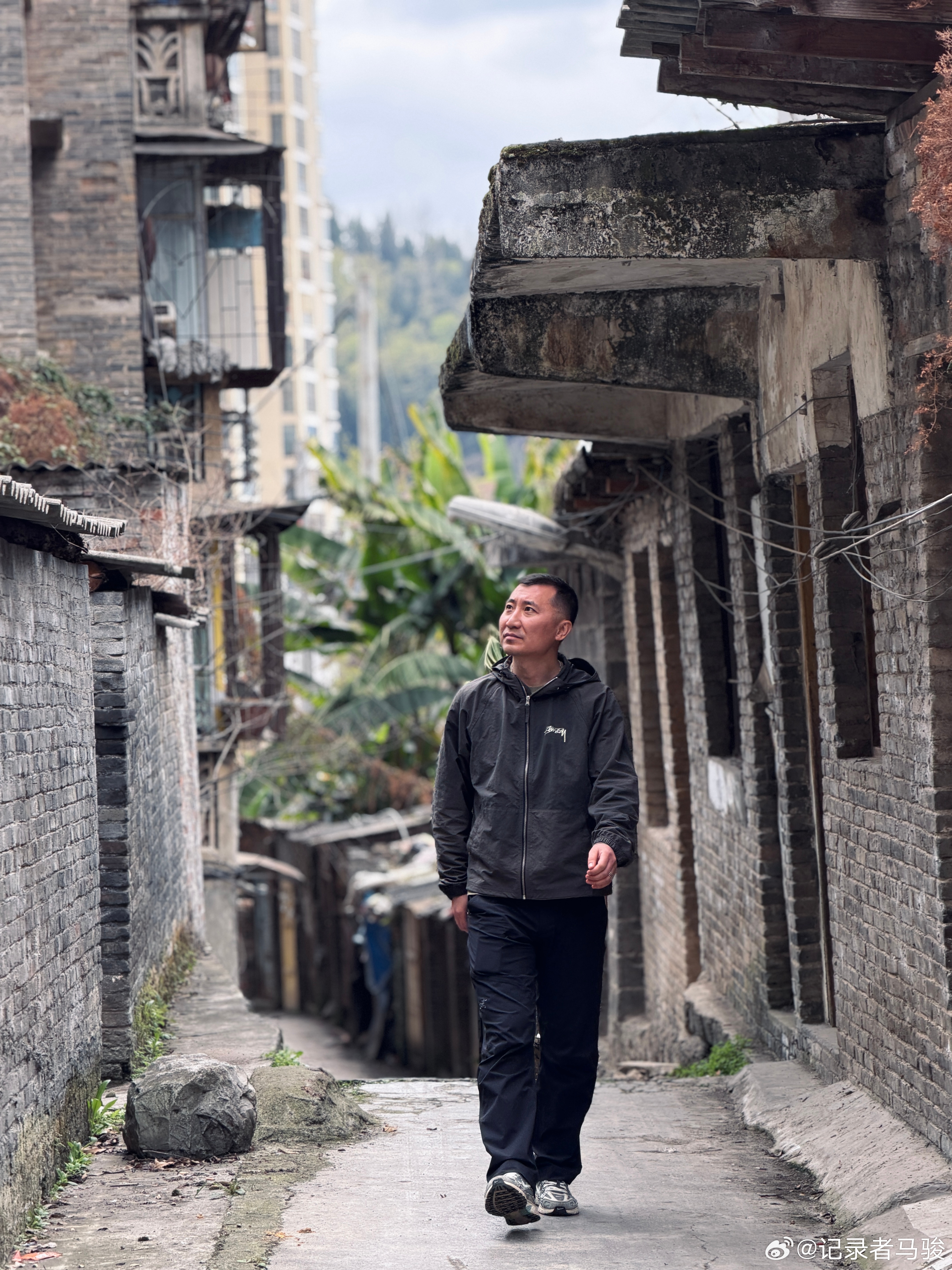 在适当的时机，温柔地偏航一次，让生命不只是完美的轨迹，更是有温度的呼吸。好梦~~