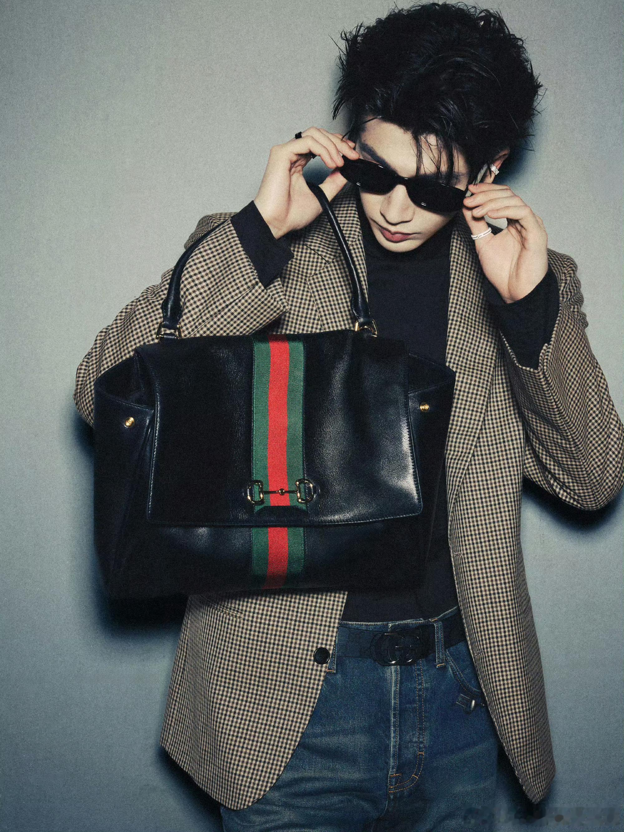 同角度同品牌 🐉下半张脸比🐮好 