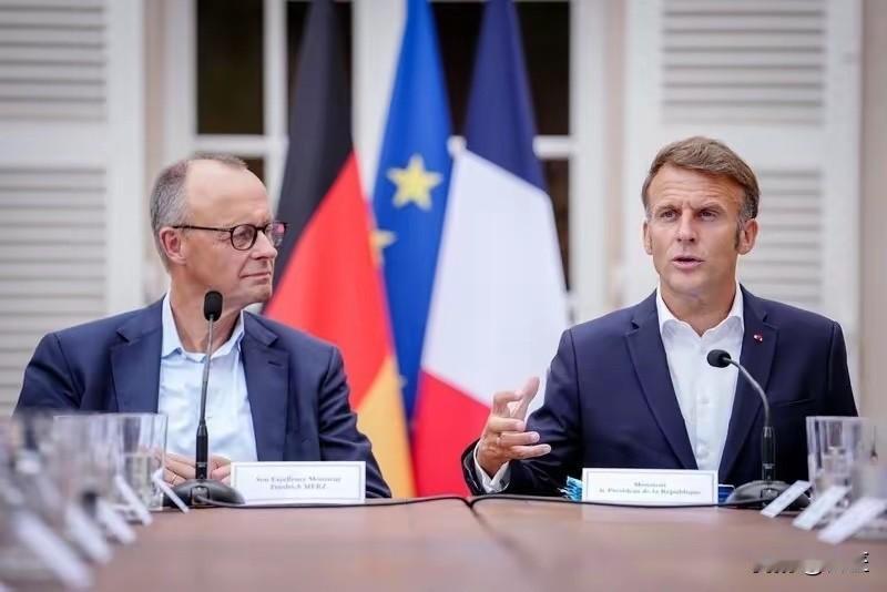 欧洲冲到了前线，是为了乌克兰的尊严？还是剧本安排？

欧洲坐不住了，终于冲到了前