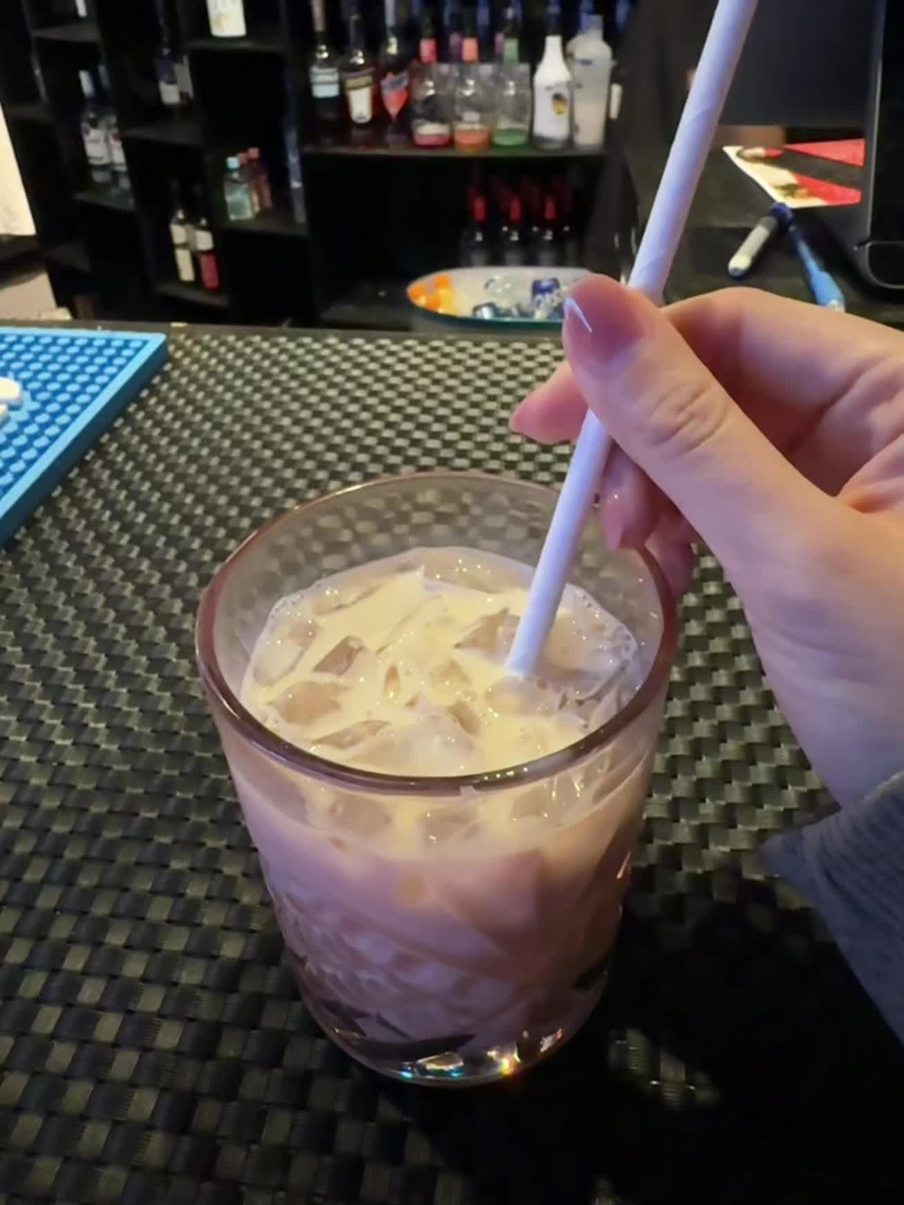 大家节奏好快，可以是我，也可以是她，那我偏偏就要坚定是我，一定是我，完...