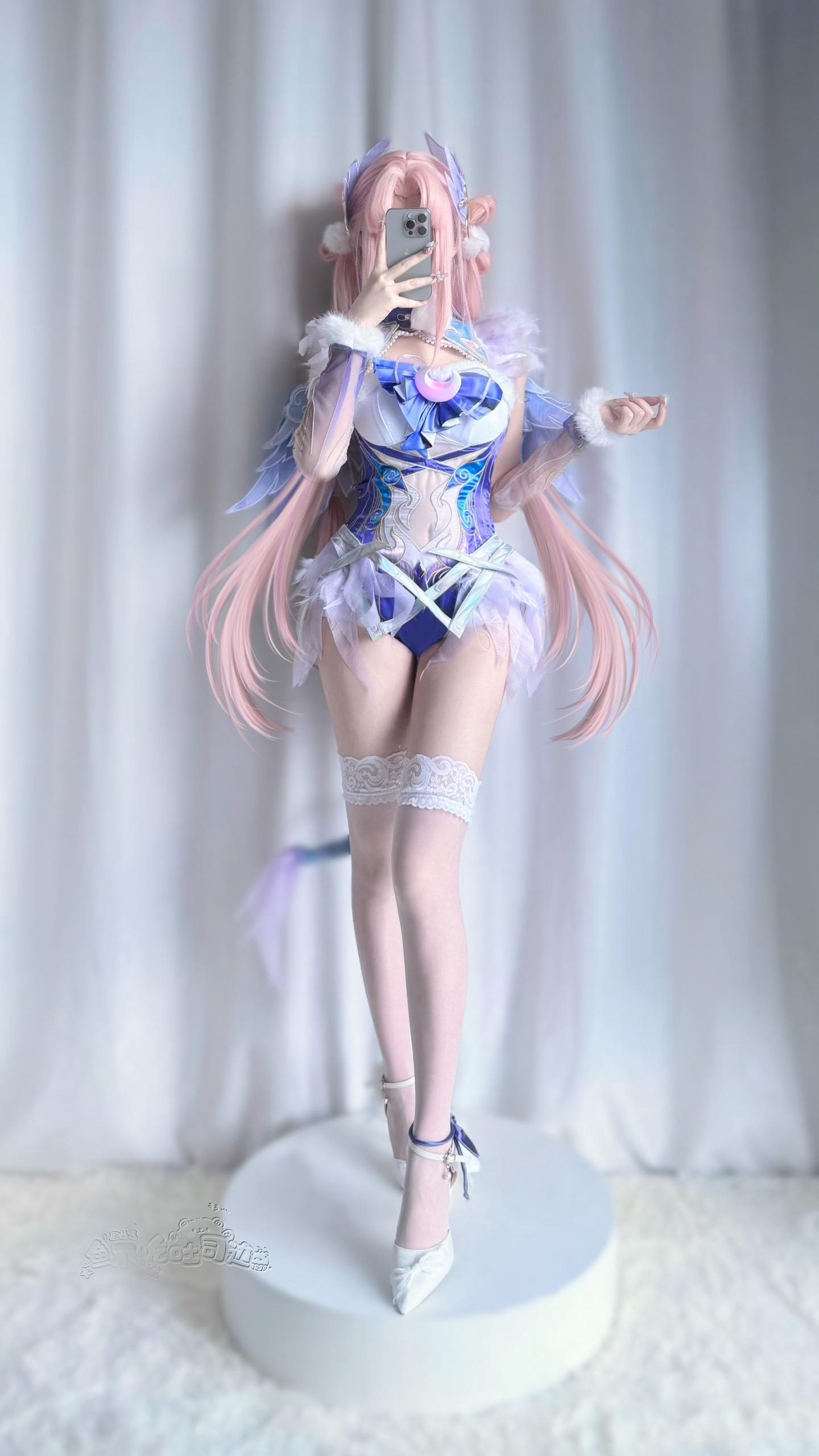 小天鹅。