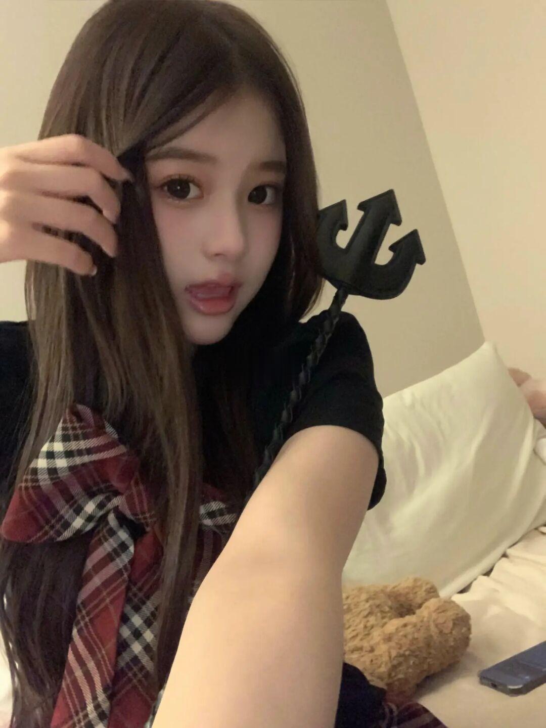 小恶魔☆₊⁺🦴🐾₊⁺