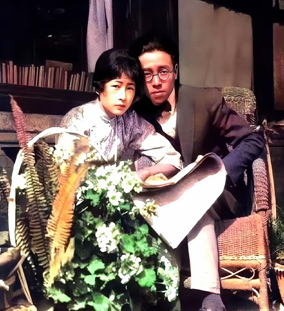 王铎：梁林亲密无间
这是梁思成和林徽因最热恋的日子。一个21岁，一个18岁。谁能