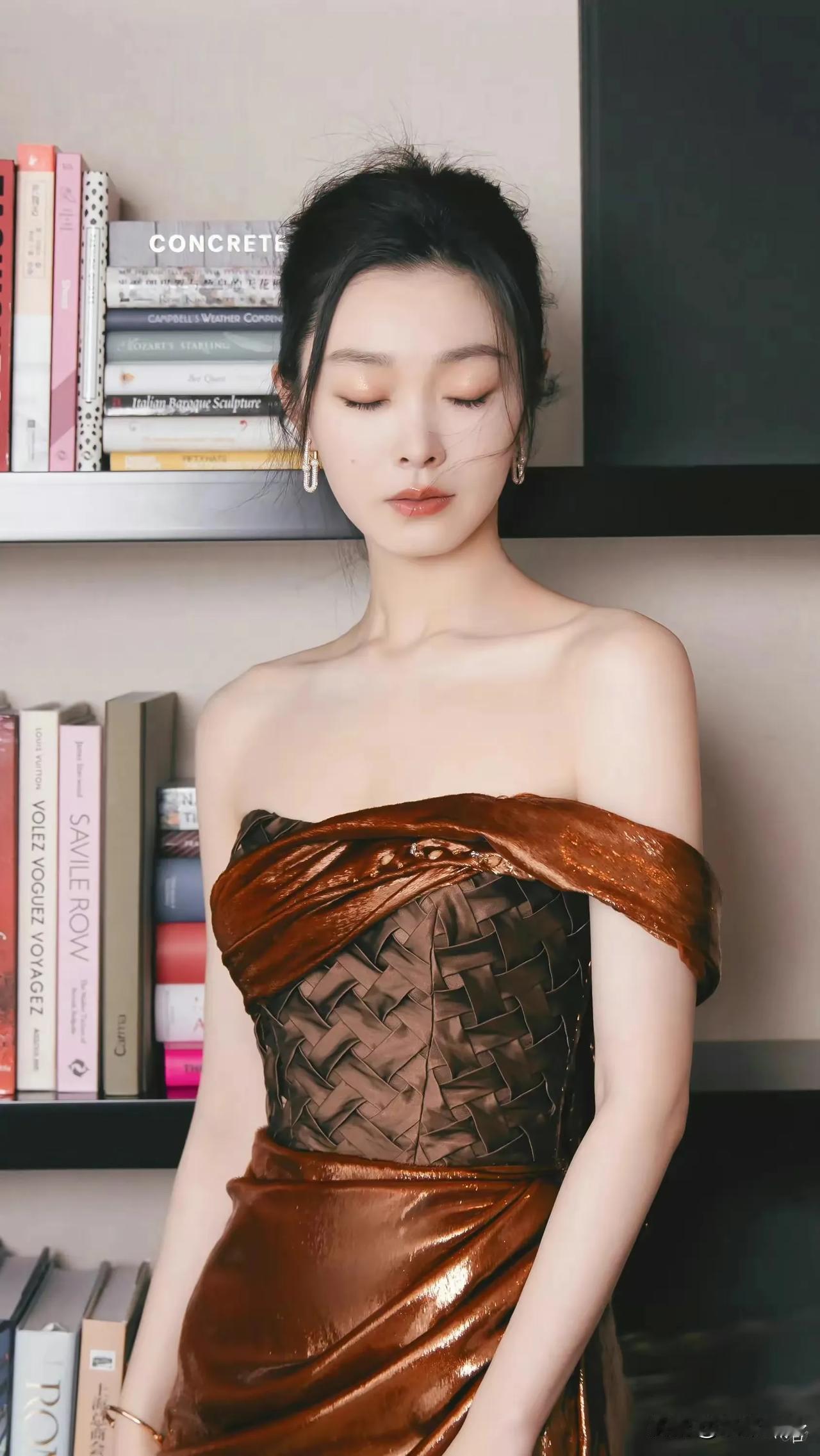 长群


#迷人长腿女神# 
#记录我的生活#
#实话实说#