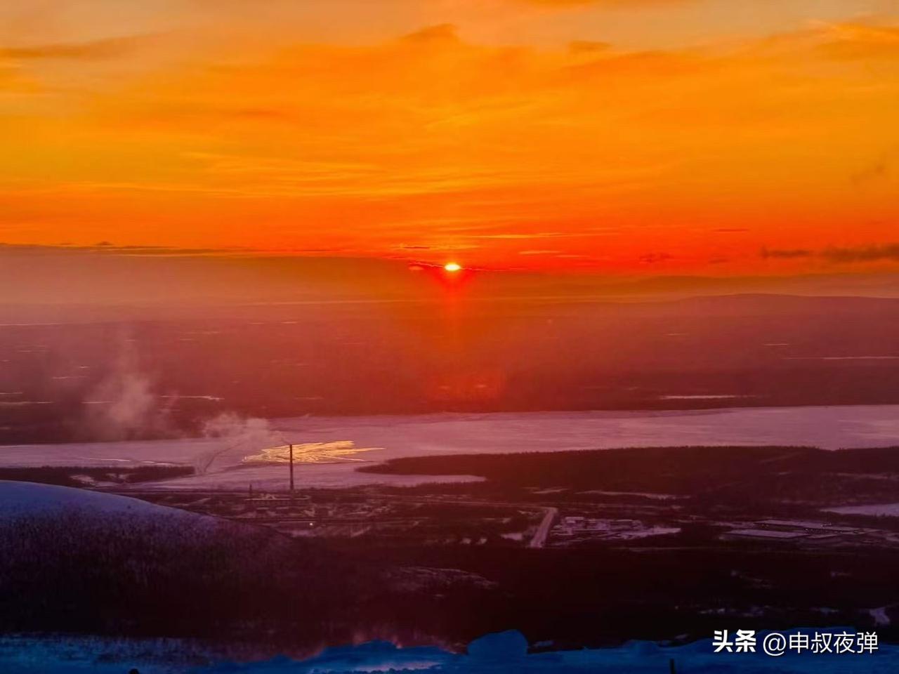 社会要进步，企业家一定要不断换代。第一代民营企业家因为时代局限，价值观和法律意识