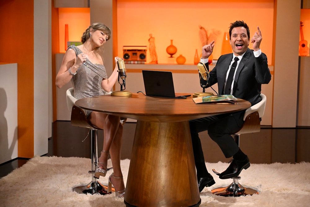 霉霉婚礼庆典细节曝光TaylorSwift 在复制粘贴的时代，你是手写的诗
