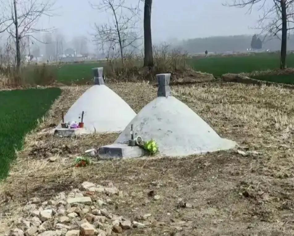 山东商河，女子张某离世后，再婚的丈夫处理后事时，没把骨灰放骨灰盒或棺材，而是撒在