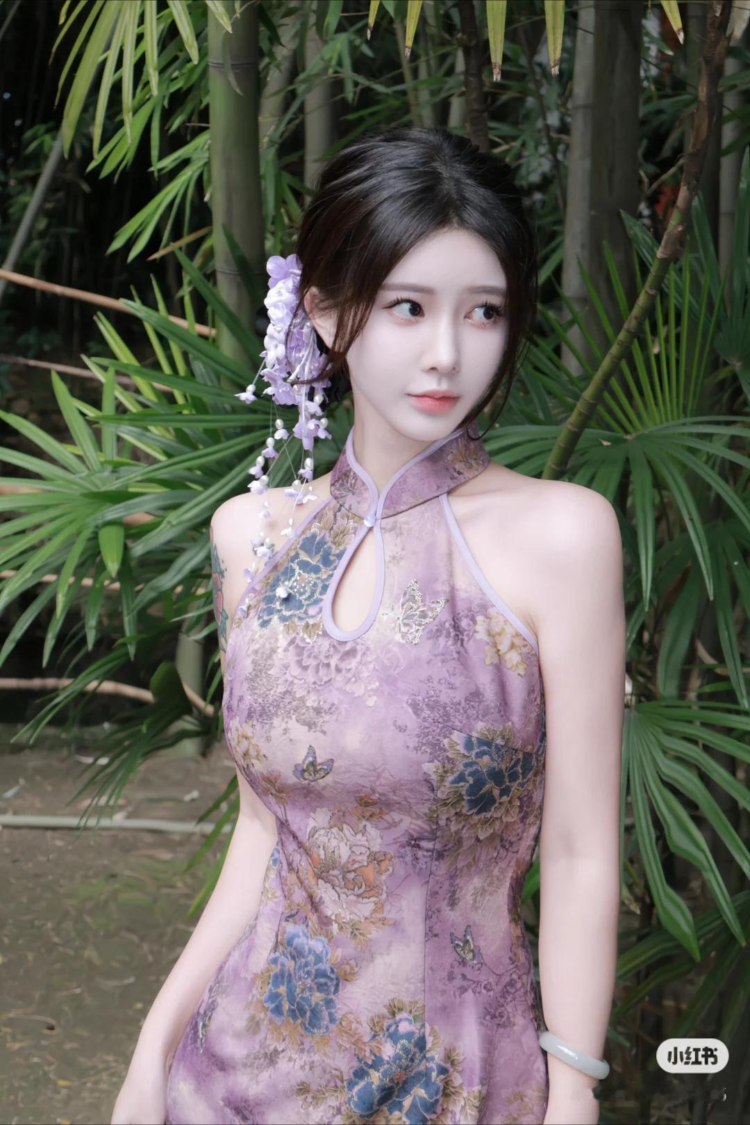 晒图笔记大赛美女旗袍穿搭写真