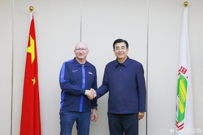 #克瑞斯出任中国足协技术总监#【克瑞斯·范·普维尔德出任中国足球协会技术总监】：