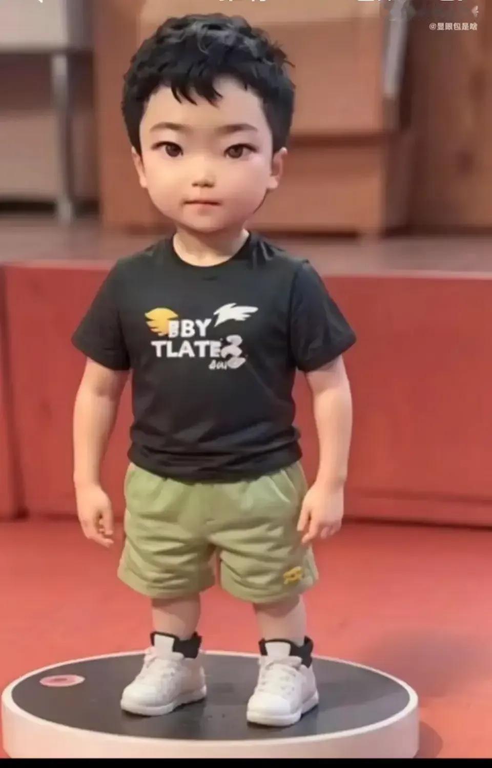 这是大胖吗？帅呆了。[赞]