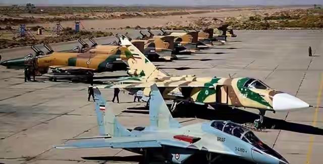 满仓都是导弹 伊朗军方自曝库存 伊朗军方自曝满仓都是导弹，这库存实力太惊人。在中