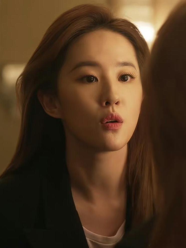 #刘亦菲36岁演22岁女大学生# 新一代赵雅芝、新不老女神！ ​​​