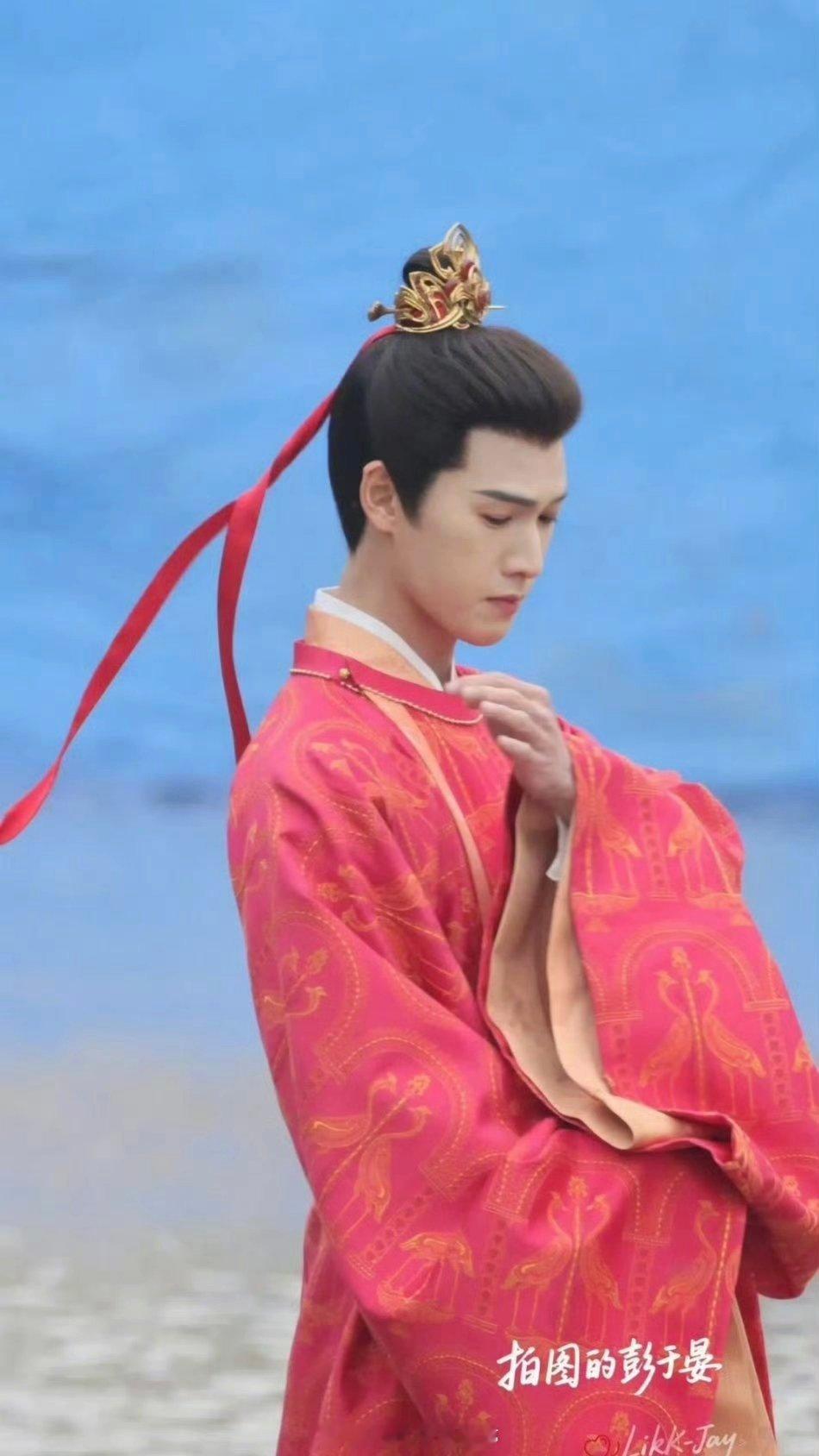 李昀锐 尚言婚服造型好看