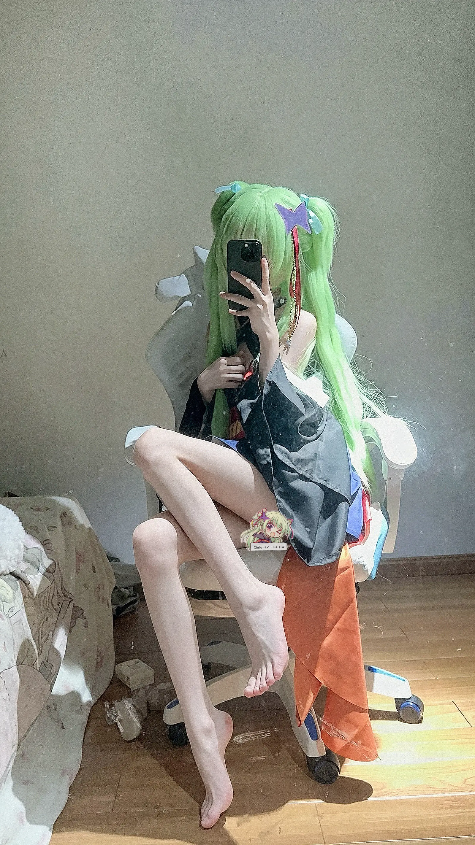 不会再让你一个人在月下哭泣了。