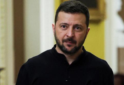 【泽连斯基要求乌克兰能源部长和司法部长辞职，此前乌克兰爆发重大腐败丑闻。】乌克兰