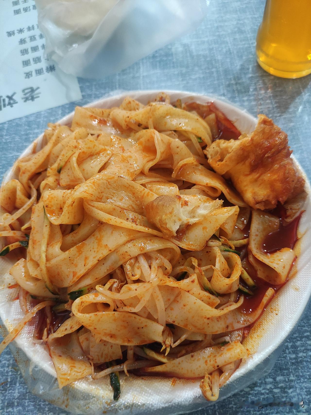 今日三餐分享整点好吃的，再来碗稀饭！挺好的-