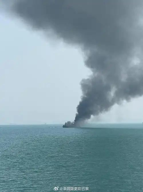 美军居然敢直接用潜艇袭击伊朗军舰？造成至少 80 人死亡，这事就发生在 3 月 