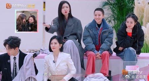 管乐[超话]管乐一句话直接让蒋一侨无语管乐那句 “转型了” 直接让蒋一侨懵圈，这