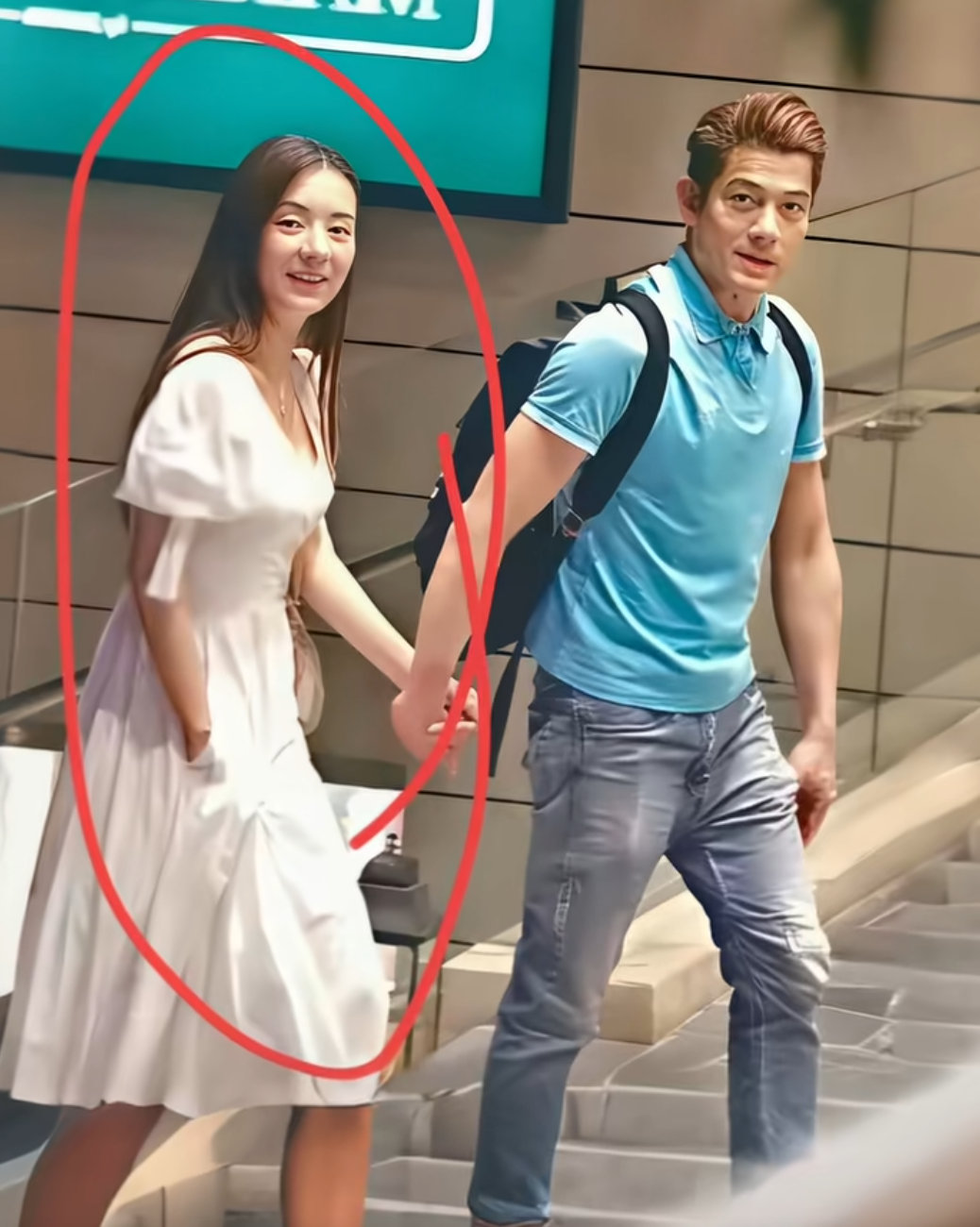 这是郭富城的妹妹吗？跟他的鼻子一模一样！ 